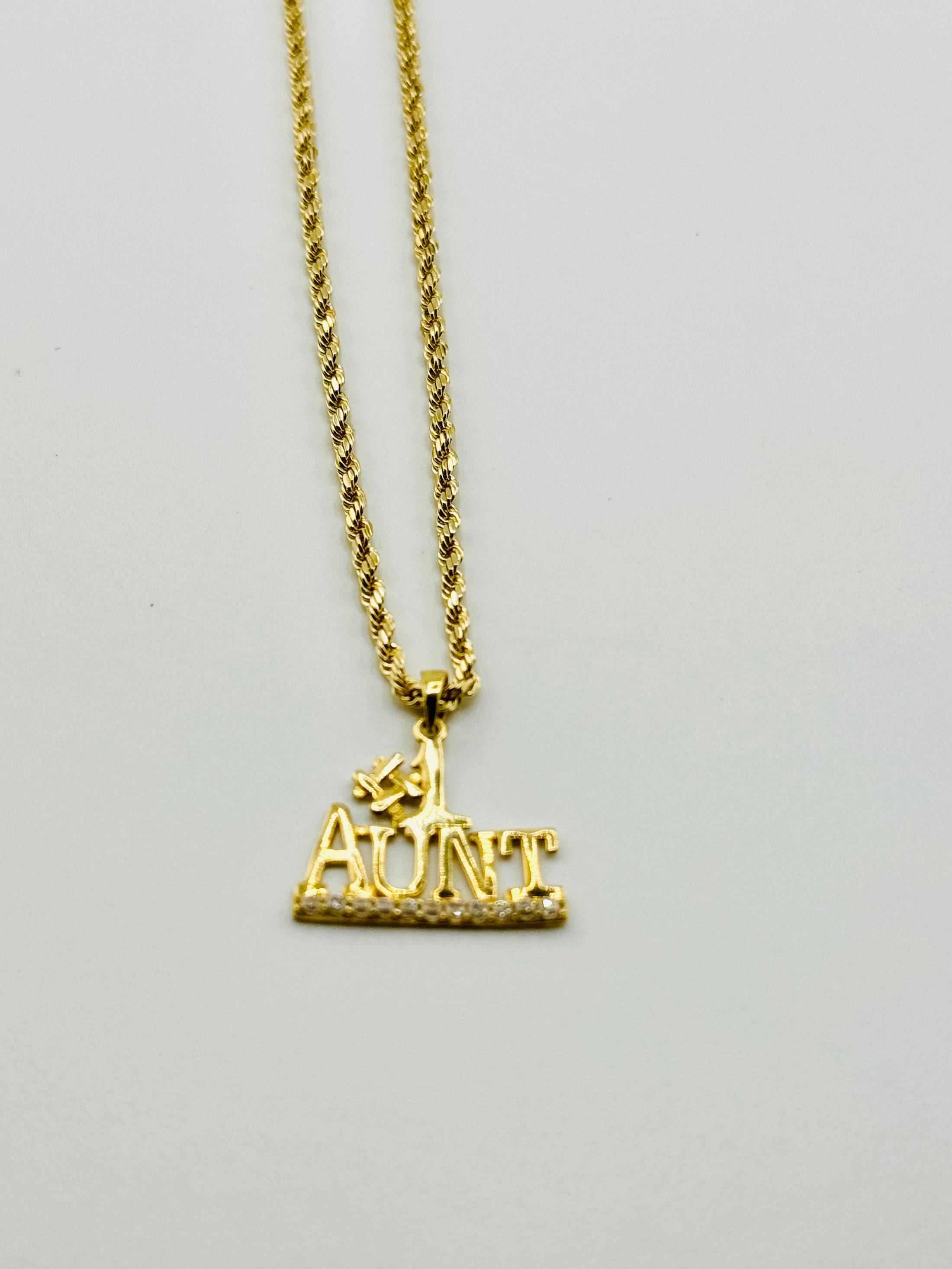 10k solid gold #1 Aunt pendant, gift for the best aunt ever