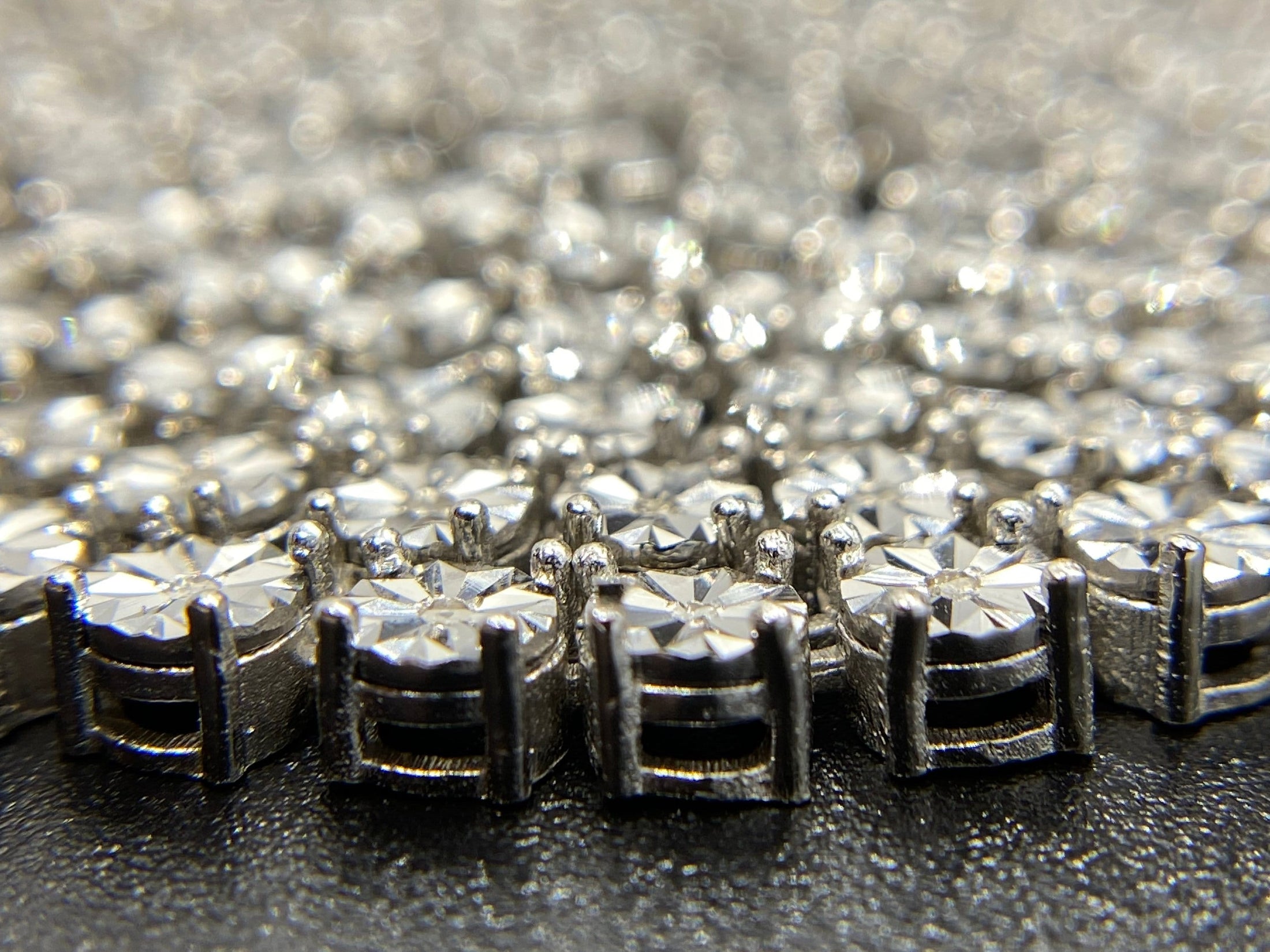 Real Diamond tennis chain! Prices so low it’s unbelievable! Biggest blowout sale on real diamond jewelry. Comes w/ authenticity documents!