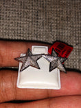 Cargar la imagen en la vista de la galería, Real diamond star earrings. Beautiful gift. Not CZ! 100% natural diamonds. Comes w/ certificate of authenticity. Huge sale! .55 cttw
