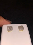 Cargar la imagen en la vista de la galería, Custom made 10k real solid gold all natural real diamonds earrings not CZ not moissanite not plated comes with certificate of authenticity!
