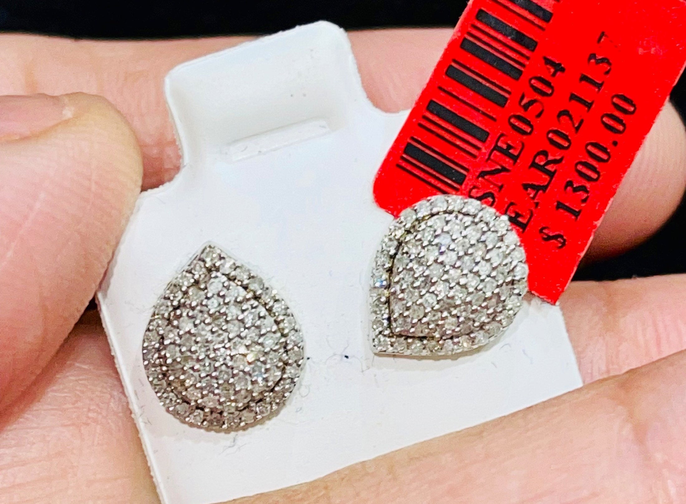 holiday sale! Natural diamond pear earrings 1/2 cttw real diamond beautiful Christmas occasions comes w/ authenticity & gift box.