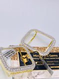 Cargar la imagen en la vista de la galería, 14k Gold Vermeil Real Genuine Authentic Diamond Apple Watch Bezel Series 4,5,6,7,8, ALL Sizes NOT Lab Made 100% Real Diamonds, new series
