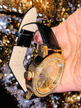 Cargar la imagen en la vista de la galería, 100% Natural Diamond Men’s Luxury Watch - Stainless Steel - Water Resistant - Japan Dial - Gift Box Included
