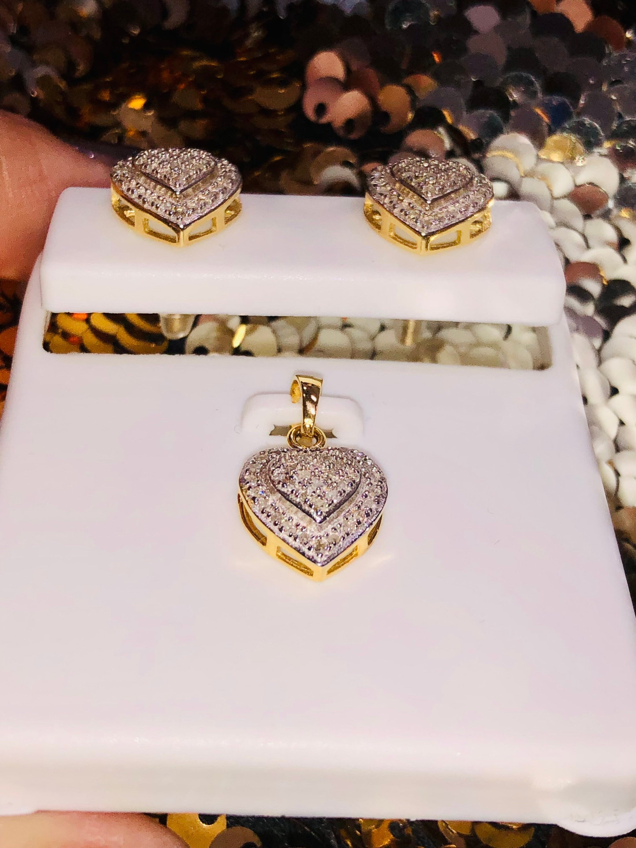 Genuine natural Real Diamond heart earring and pendant set! Best gift for holiday Wedding Anniversary Birthday Not CZ Not fake! Wow