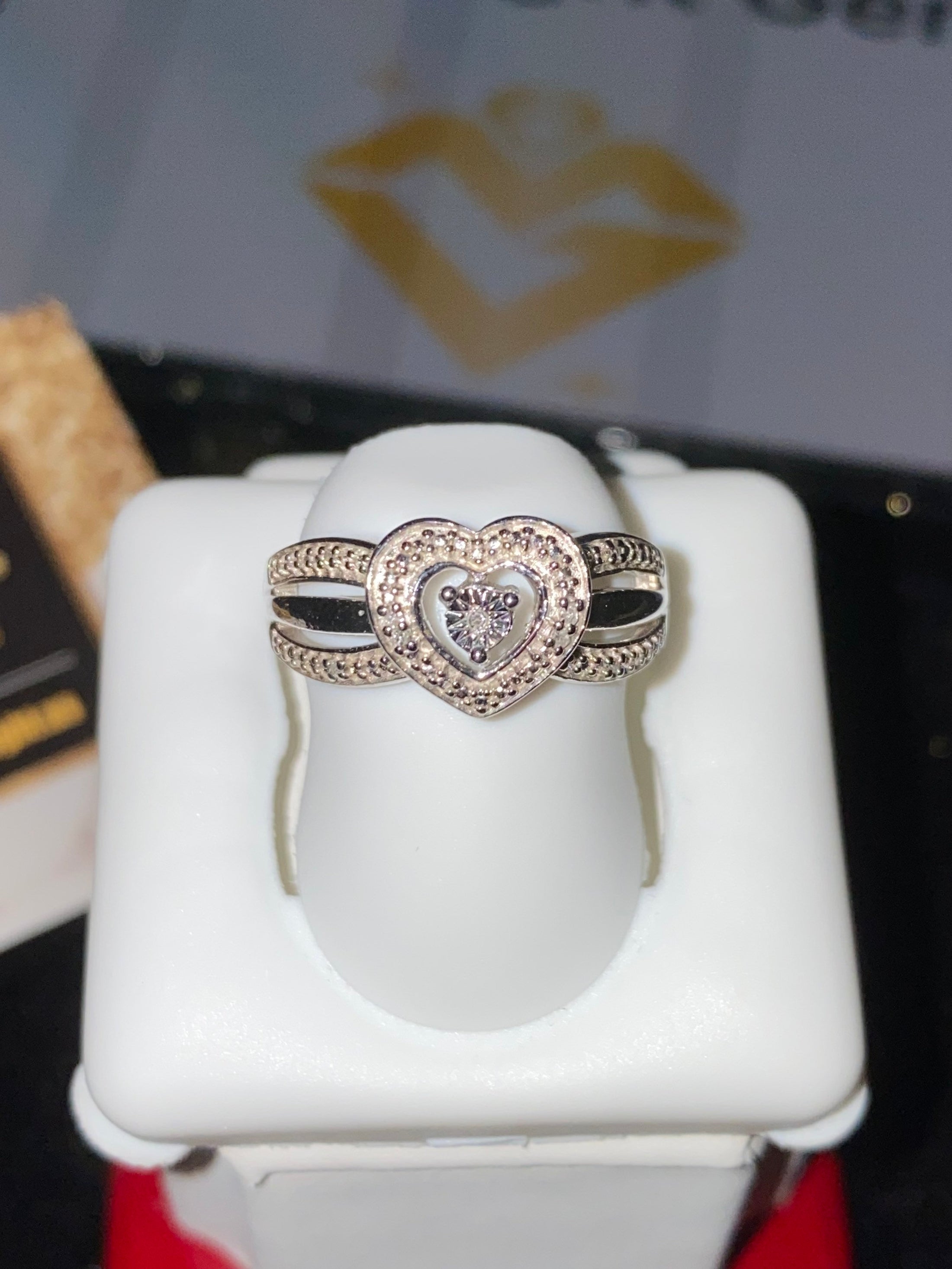 Real diamond solitaire heart ring not CZ not moissanite best Christmas occasions huge sale fast and free shipping comes gift wrapped