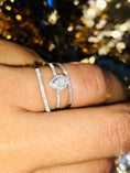 Cargar la imagen en la vista de la galería, Real diamond bridal engagement ring set so beautifully classy elegant gift 10k white gold vermeil natural diamonds not CZ not moissanite
