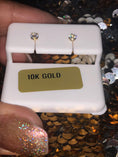 Cargar la imagen en la vista de la galería, 10k solid gold earrings, real gold,screw back studs for men, women, 3mm solid gold solitaire VVS Swarovski Studs, Baby, Girls, Gift for kids
