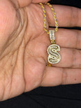 Cargar la imagen en la vista de la galería, S initial | 10k Gold Vermeil | Swarovski Crystal pendant | Monogram Name Necklace | VVS clarity | For Her | For Him | Christmas Gift
