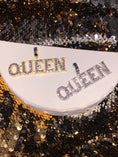 Cargar la imagen en la vista de la galería, 10k yellow and white gold vermeil queen real diamond pendant for women, special gift for that queen, best gift, 100% genuine natural diamond
