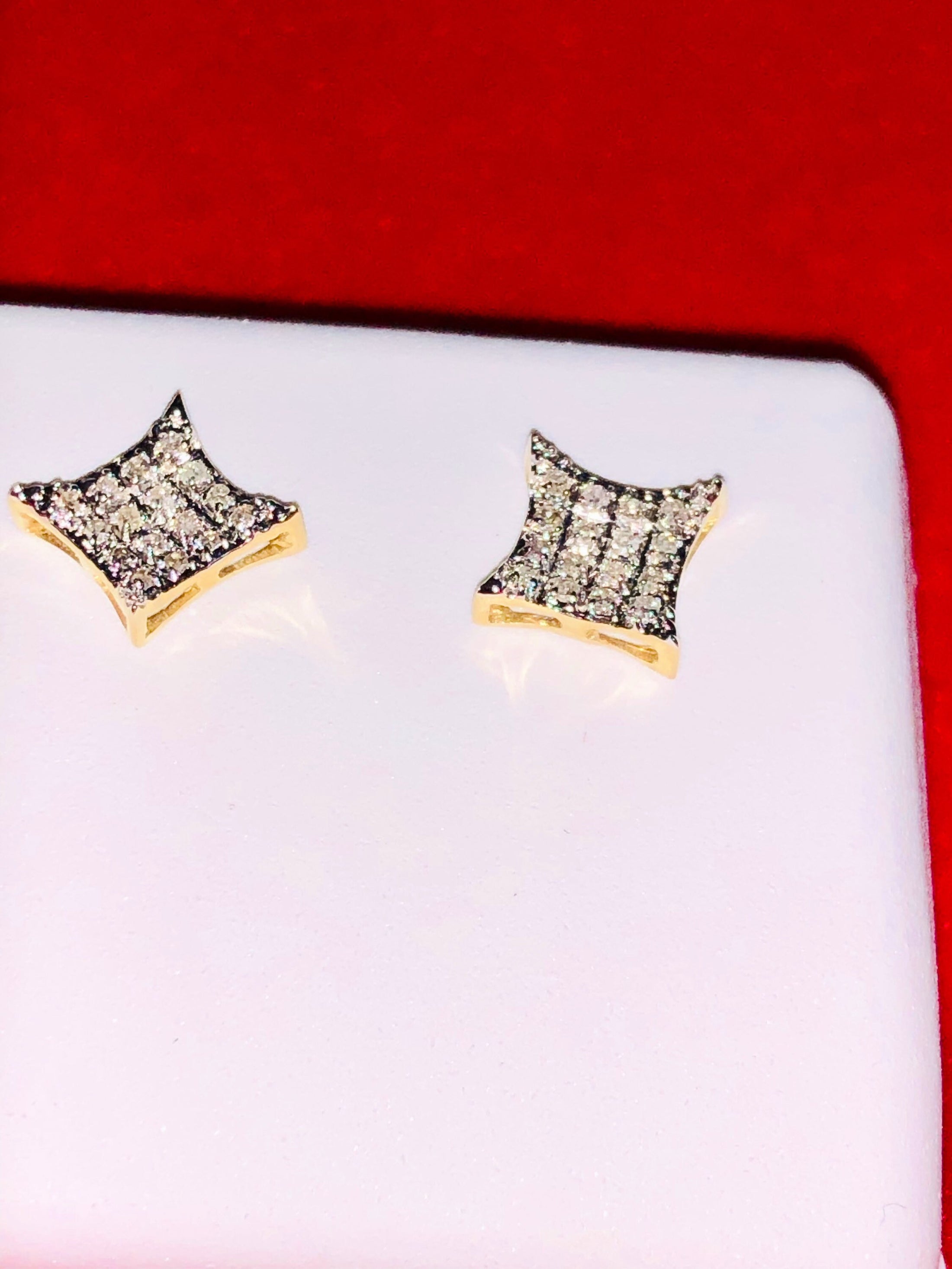 10k Real Gold Real Diamond earrings, Free Appraisal, 10k solid gold screw back studs, not plated not lab made, best Christmas occasions, HOT
