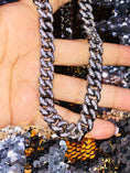 Cargar la imagen en la vista de la galería, 10k white gold vermeil, simulated VVS clarity zircon crystals, heavy solid Miami Cuban link chain, 11mm thick, 22 inch men necklace, Sale!
