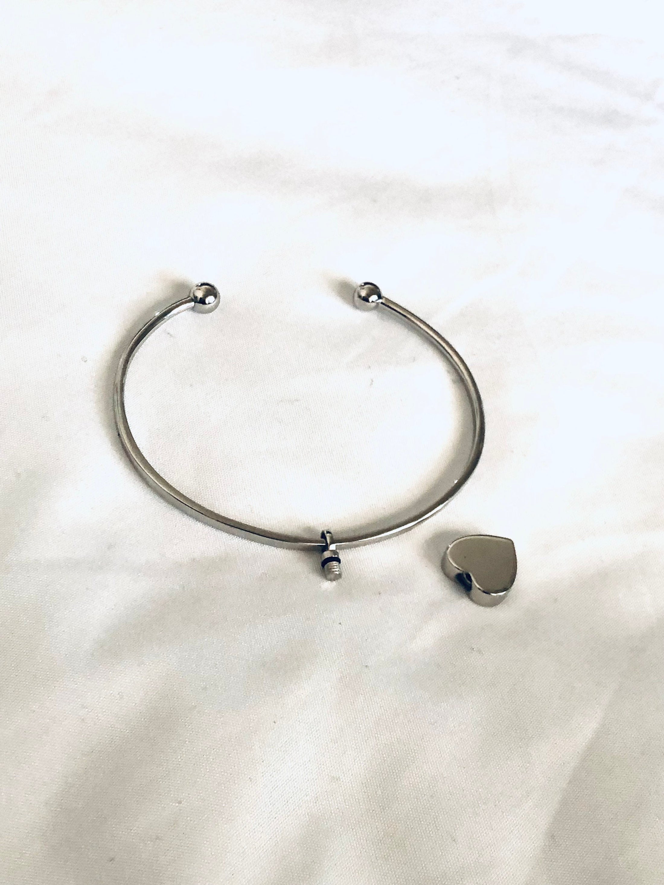 Cremation Urn Bracelet For Women | Urn Bangle For Human or Pet Ashes 14K Gold Vermeil | Cremation Urn | Ashes Holder Jewelry | Urn Jewelry