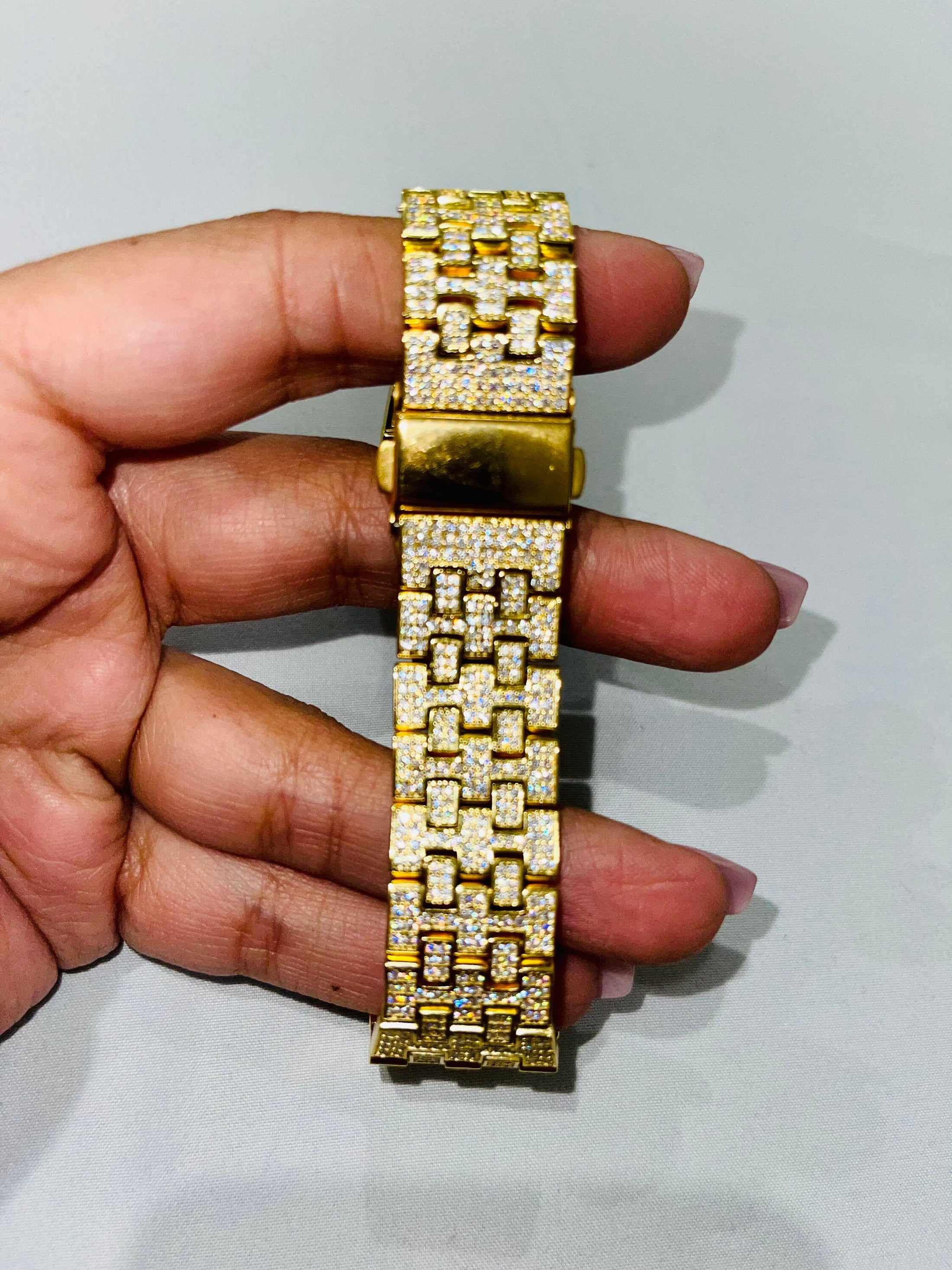 Luxury Diamond Apple Watch Bezel | 49mm Ultra Series | GRA Certified VVS | 14k Gold Vermeil Lab Grown 925 Stamped bezel for all Apple Watch