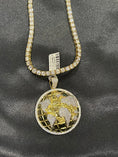 Cargar la imagen en la vista de la galería, World Globe Pendant | 10k Gold Vermeil 925 | Globe World Pendant | World Map Charm | Gift for Him Anniversary Birthday present Unique Charm
