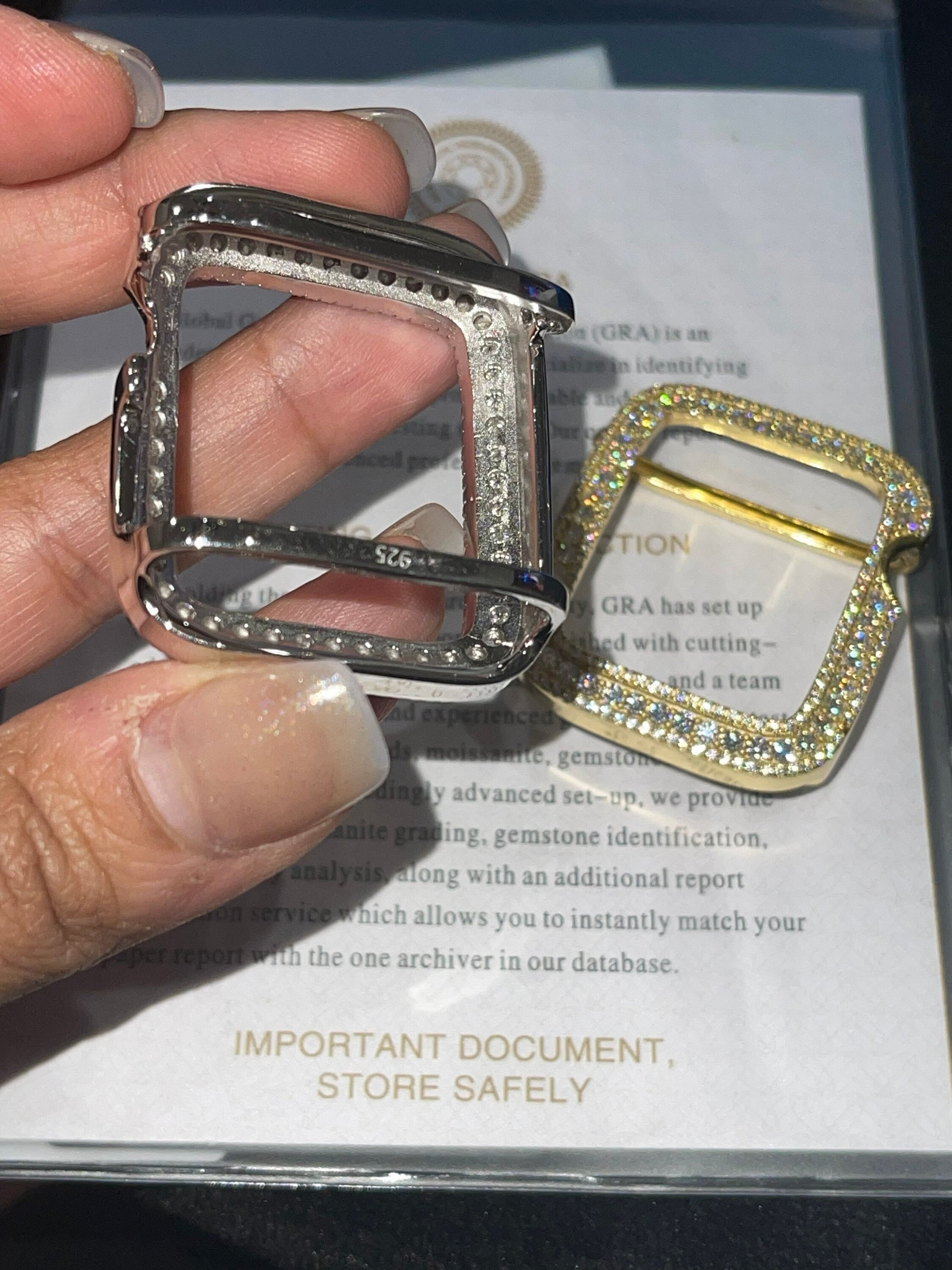 Luxury Diamond Apple Watch Bezel | 49mm Ultra Series | GRA Certified VVS |14k Gold Vermeil Apple Watch Case 38mm/41mm/42mm/44mm/45mm/49mm