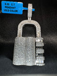 Cargar la imagen en la vista de la galería, VVS Certified Lock Charm | Real Moissanite | Hip Hop Necklace | 100% Pass Diamond Test | Statement Necklace | Padlock Jewelry | Gift for Him
