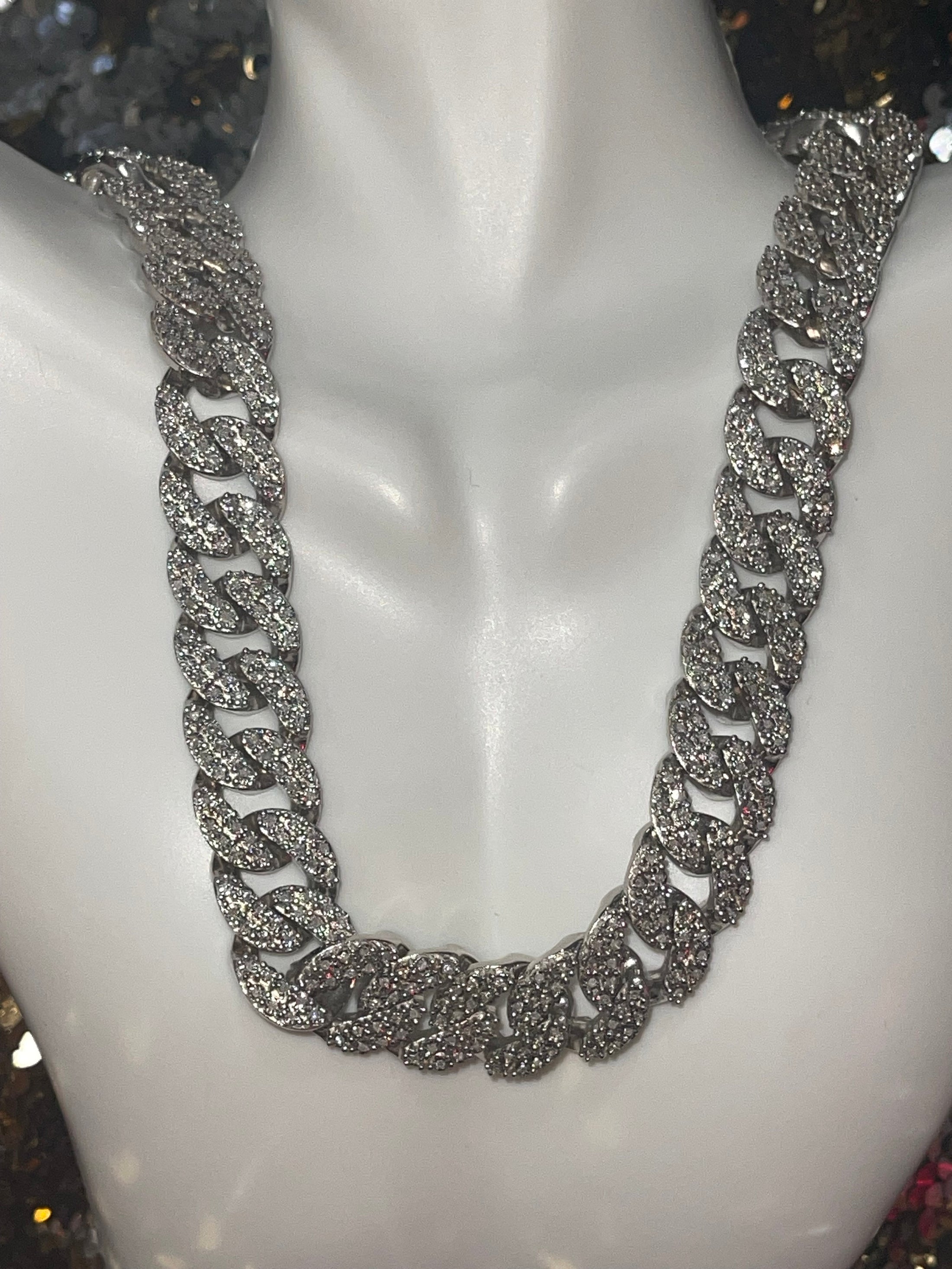 Real diamond 15mm cuban chain, very heavy solid chain, 14k white gold vermeil, 925 stamped, approx 5 carats si certified natural diamonds,