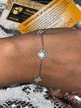 Cargar la imagen en la vista de la galería, VVS Diamond Gra certified real Moissanite bracelet, 14k white gold vermeil clover bracelet gift for her, Christmas gifts, anniversary gifts
