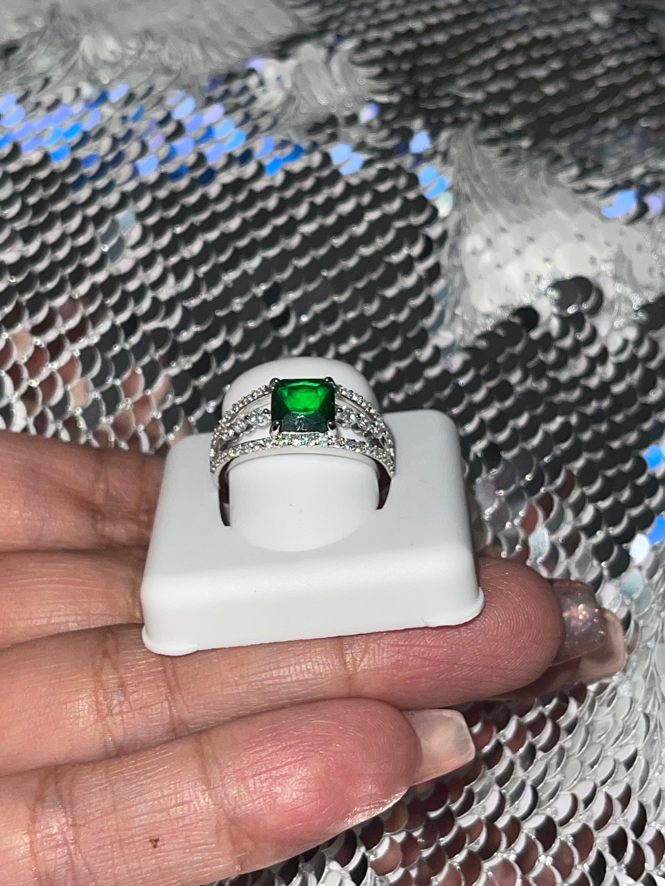 Emerald Crystal Custom 925 White Gold Vermeil Ring - Unique Design, Perfect for Special Moments, Anniversary, Birthday, Wedding, Christmas