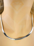 Cargar la imagen en la vista de la galería, 14k Real Gold vermeil Sparkly Herringbone chain, stand out stackable chain, Stylish diamond cut herringbone necklace for him/her Best gift
